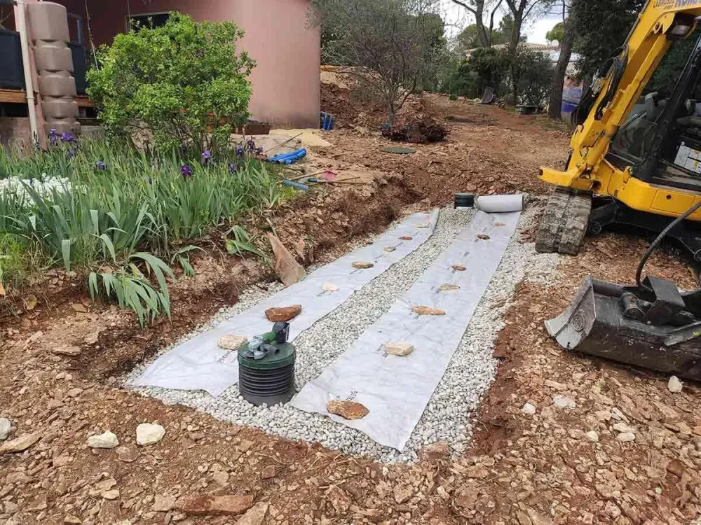 Travaux d'assainissement à Mornas